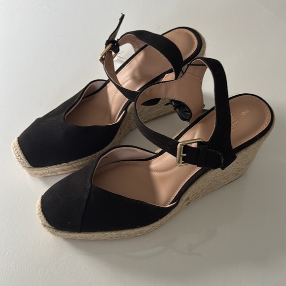 Black Wedge Sandals Womens 9 Memory Foam Espadrille - Picture 1 of 4